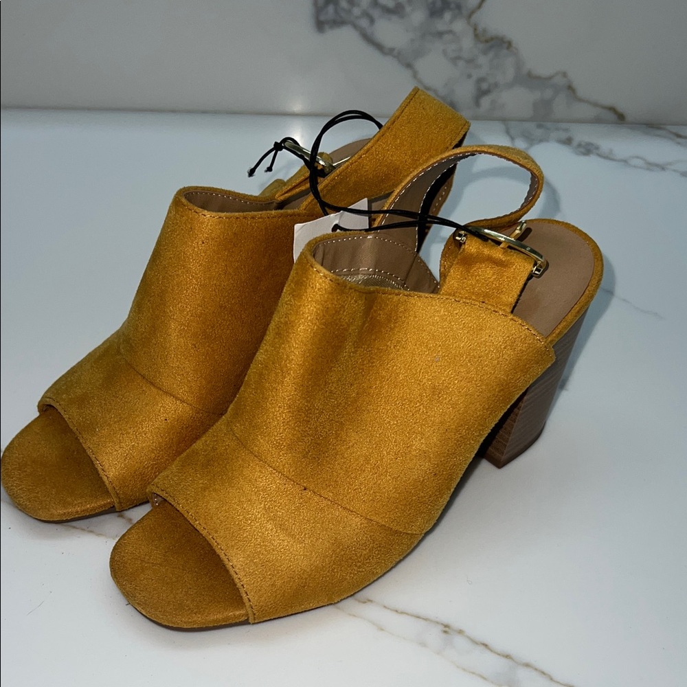 Rue21 Mustard Open-Toe Block Heel Mules